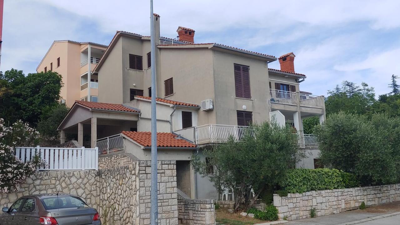 Apartments With A Parking Space Rabac, Labin - 19058 Esterno foto