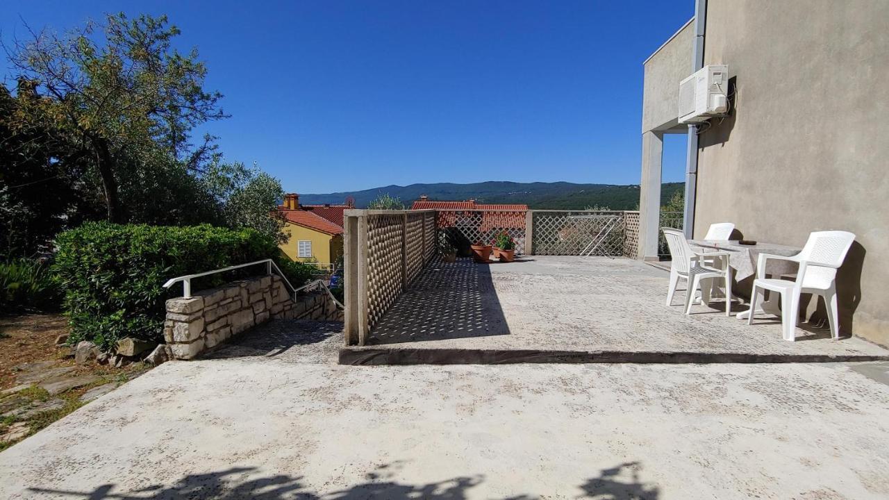 Apartments With A Parking Space Rabac, Labin - 19058 Esterno foto